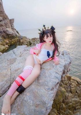 美女邻居在线观看_1080高清迅雷在线观看